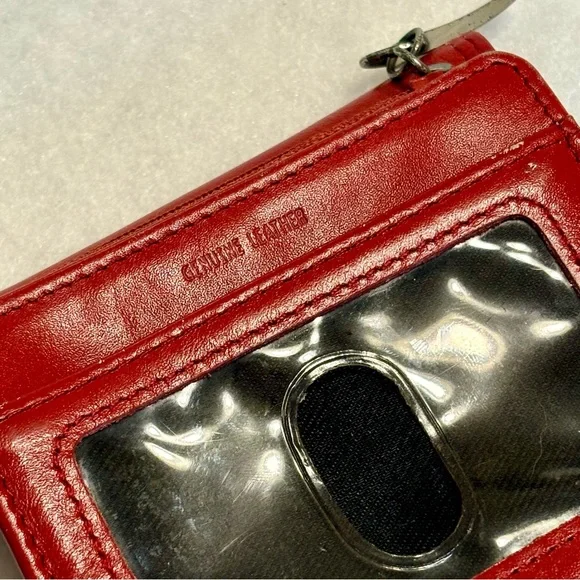 Fossil Vintage Red Leather Trifold ID Wallet - Picture 3 of 16